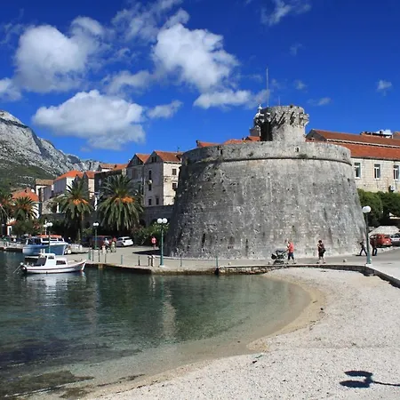 By The Sea - 10054 * كورتْشولا